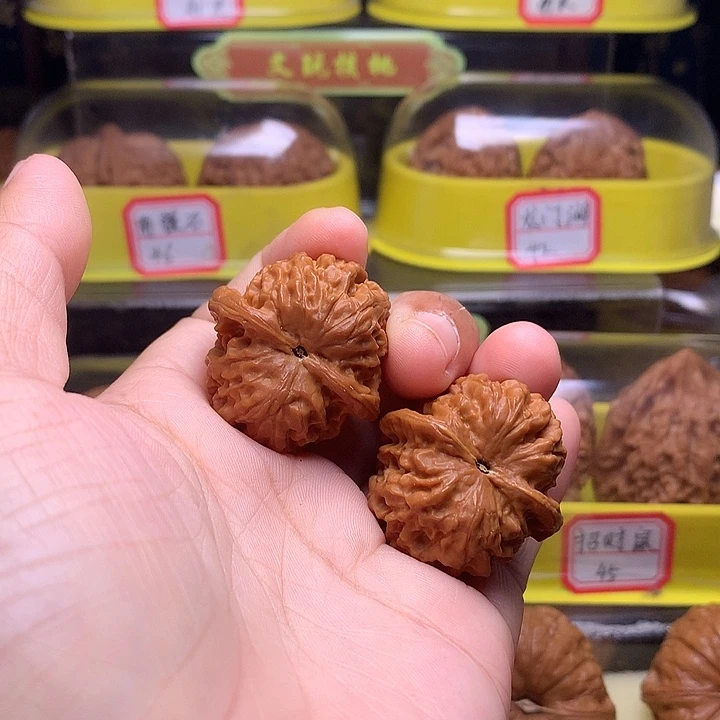 把件文玩核桃金锭