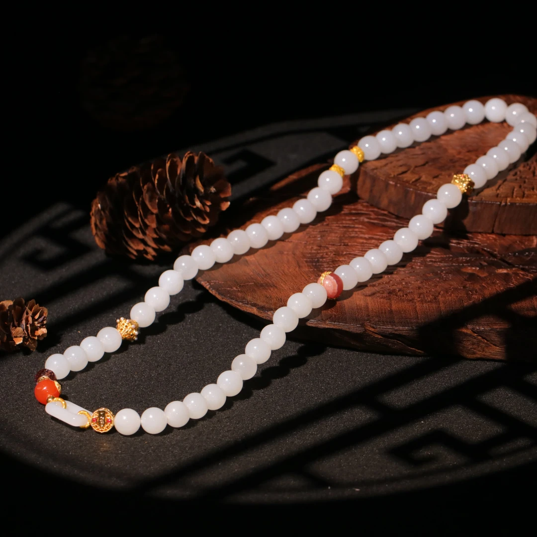 【泓贝珠宝-M241】18k金配饰和田玉白玉设计款圆珠项链