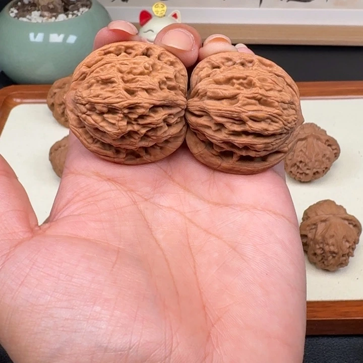 文玩核桃把件麦虎38全品
