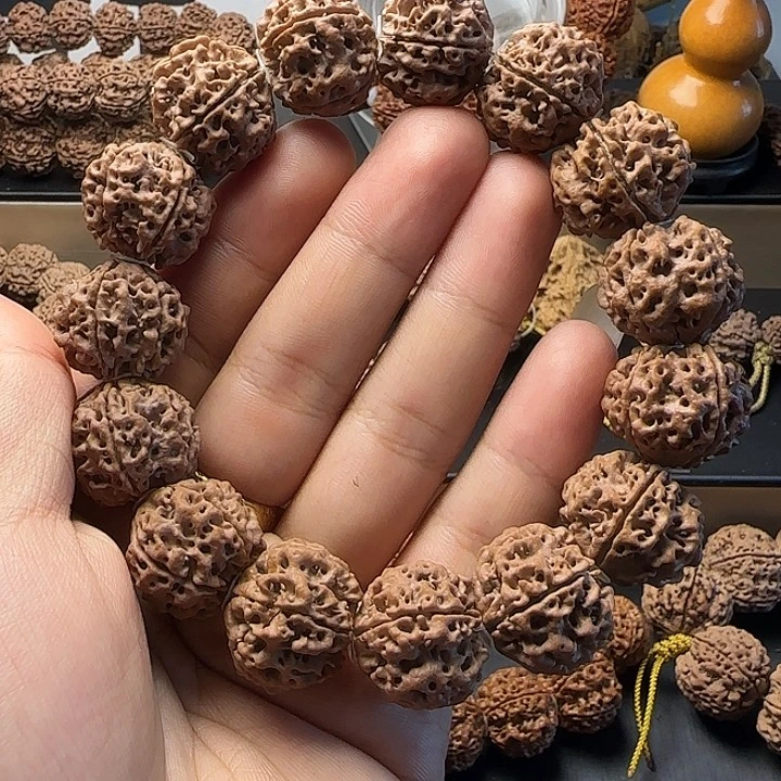 金刚菩提吊坠老原生态蜂王21头条