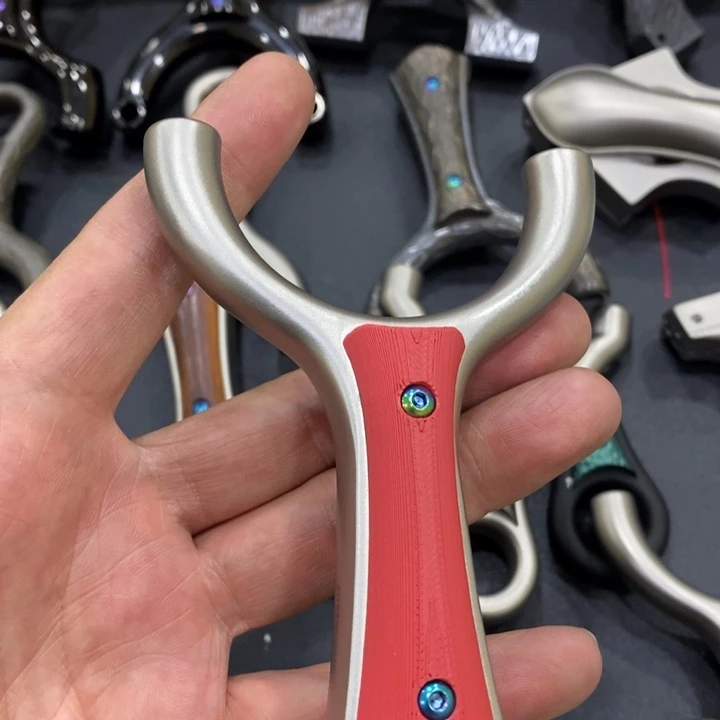 了****89不锈钢毒舌顶卡