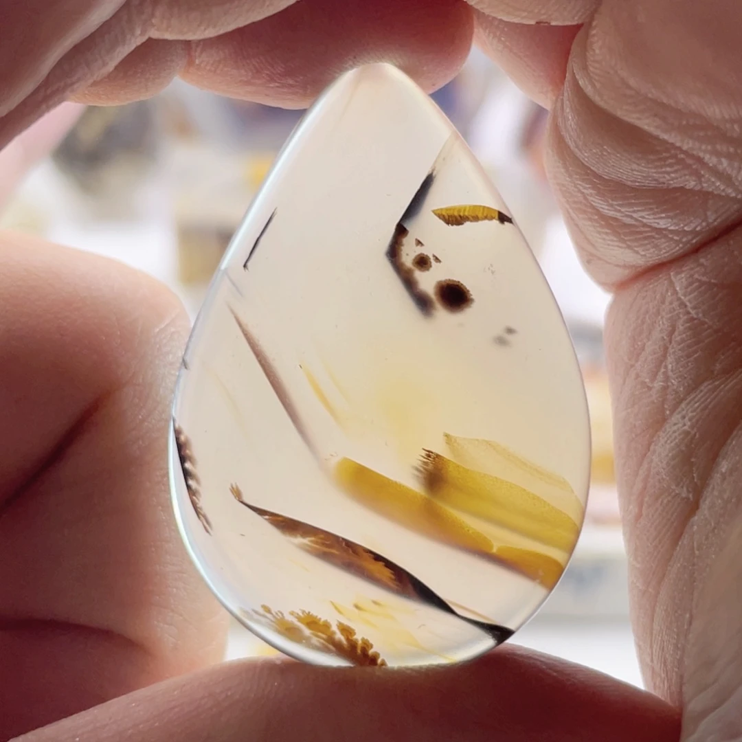 玛瑙/玉髓未镶嵌珠宝奇石