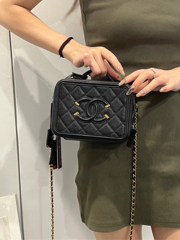 95新 Chanel/香奈儿 6912 黑色菱格纹相机包斜挎包小号18-19