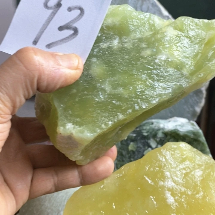 蛇纹石玉珠宝岫玉原石未镶嵌振*