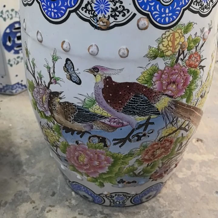 珍*粉彩瓷器花座1个