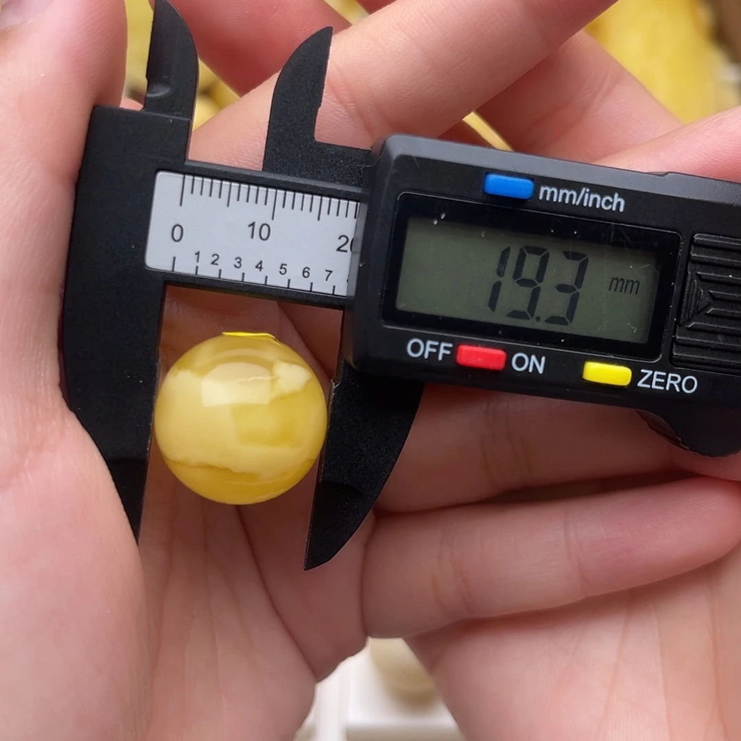 琥珀未镶嵌裸石蜜蜡圆珠梦