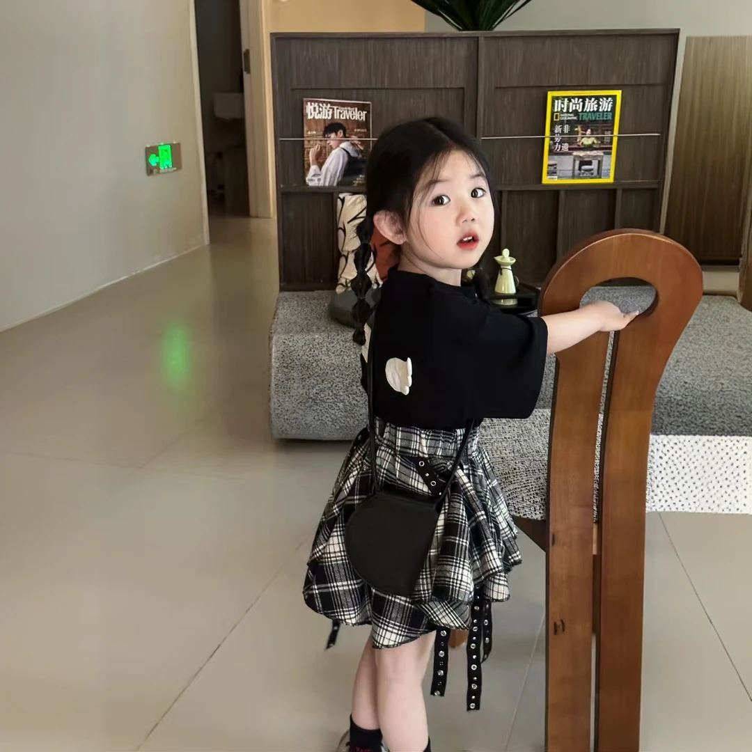 女童夏季女孩宽松上衣韩版新款洋气套装穿搭儿童格纹短裙夏装小众