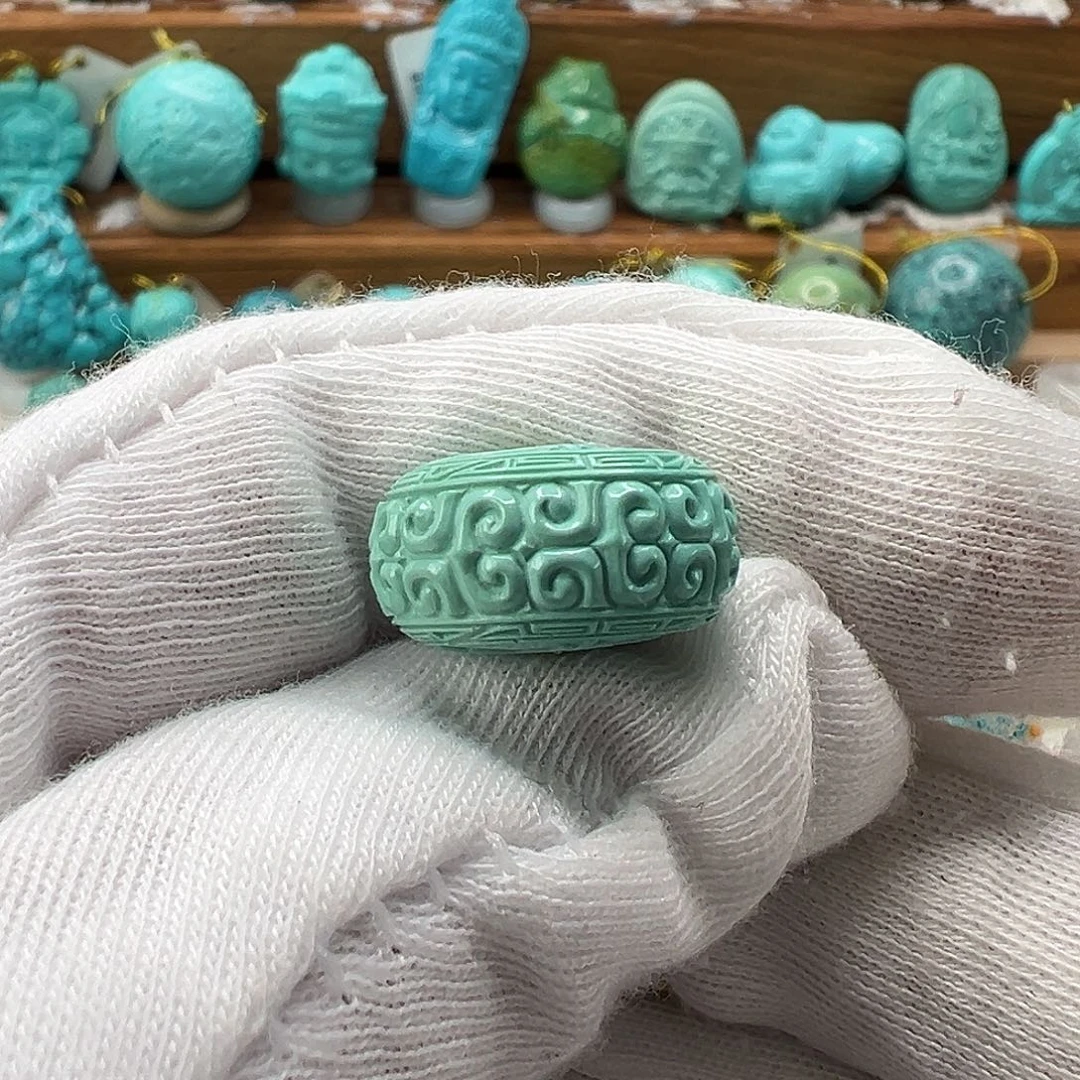 绿松石配饰未镶嵌