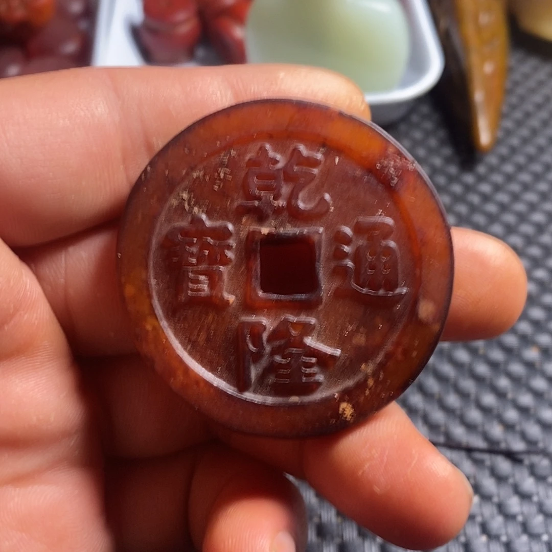 岫玉未镶嵌珠宝奇石
