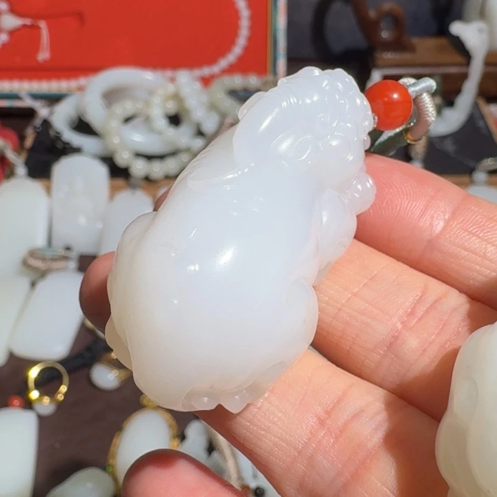 —***—和田玉未镶嵌颈饰