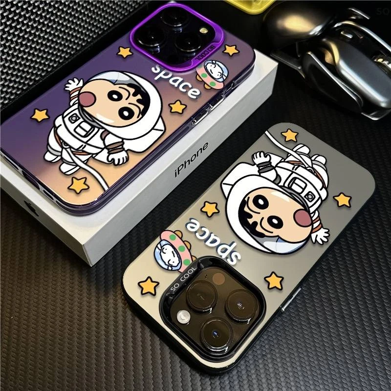 太空小新适用苹果16Promax手机壳iPhone15卡通14/13p保护套12防摔