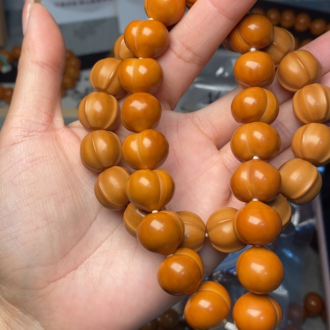 浩***菡猴头核桃手串屁桃鲨鱼