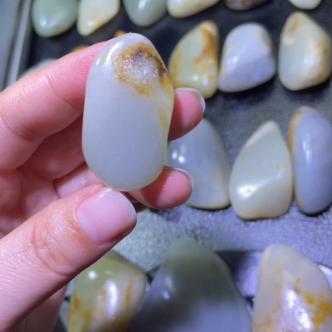 【闪购商品】颈饰未镶嵌和田玉一****2