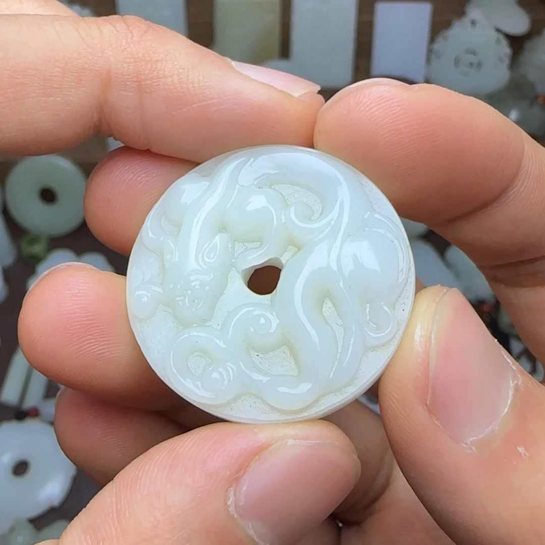 和田玉挂件未镶嵌