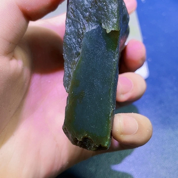 未镶嵌和田玉（糖玉）珠宝半成品