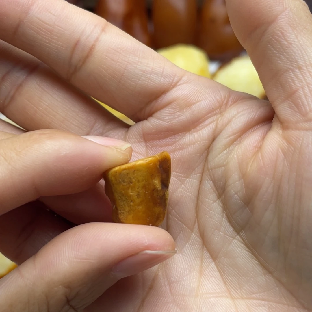 琥珀未镶嵌珠宝奇石蜜蜡订制原石
