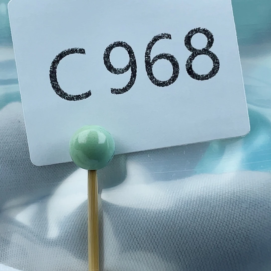 未镶嵌琥珀珠宝奇石房****】