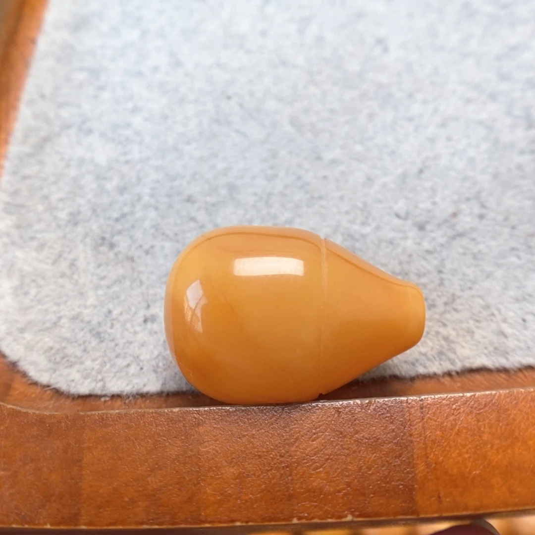 微****蜜蜡未镶嵌裸石蜜蜡三通裸珠