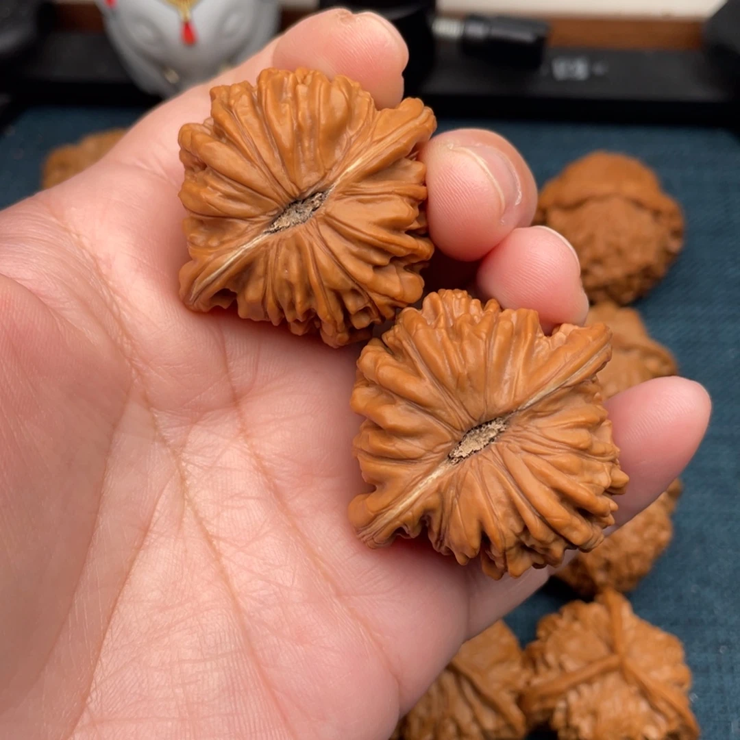 没***字文玩核桃把件全品汉高楼42