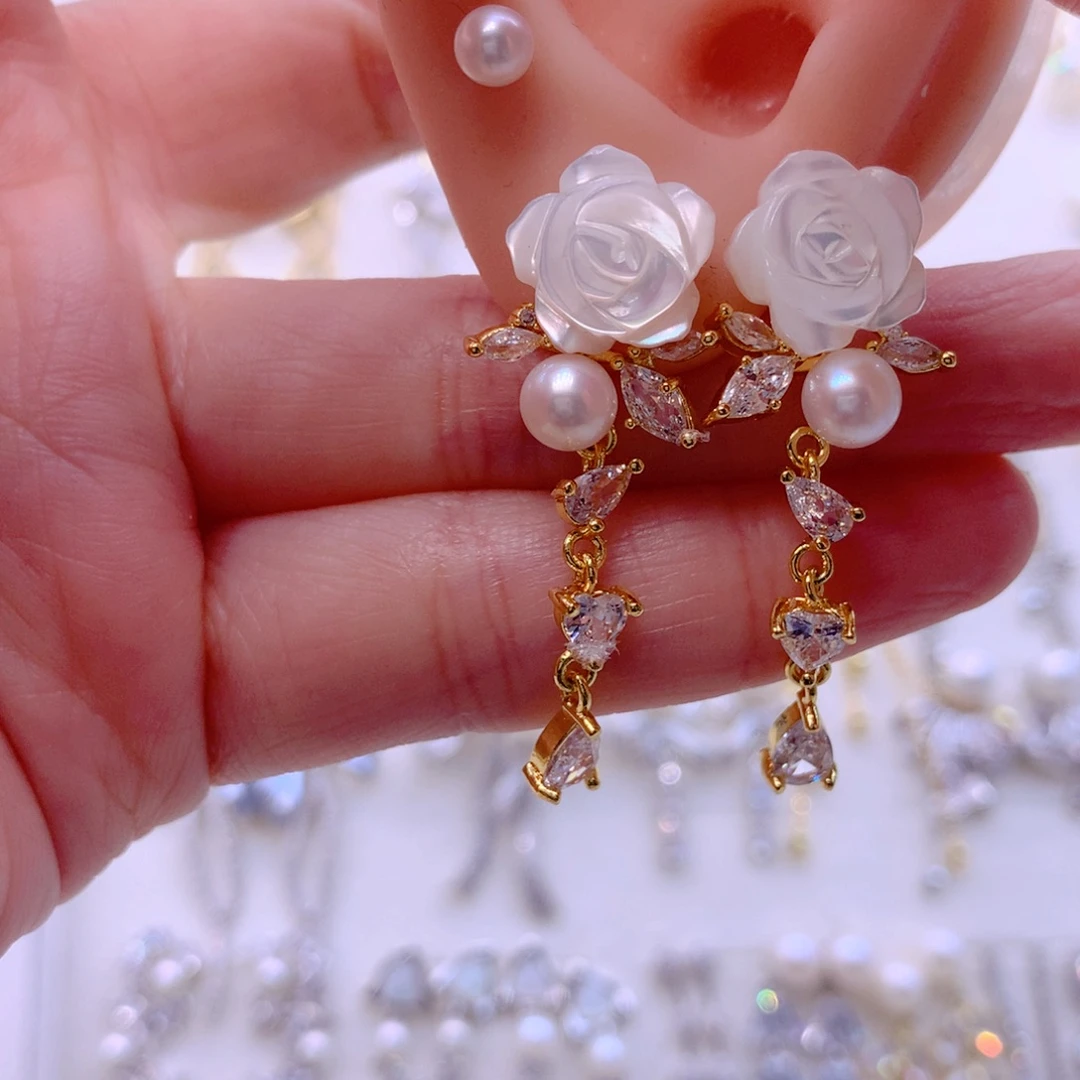 合金淡水珍珠耳饰