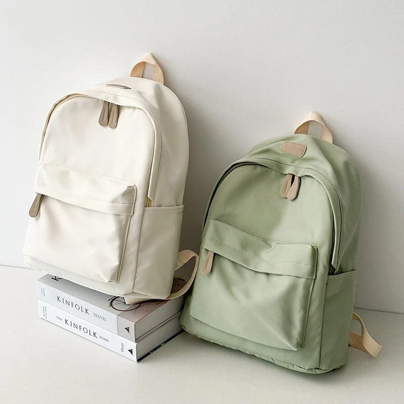 双肩包女旅游轻便2025新款背包初中生高中旅行大学生小清新书包男