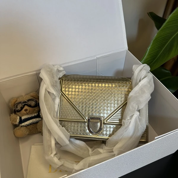 95新 DIOR/迪奥 250719QR0014/包包/迪奥/95新