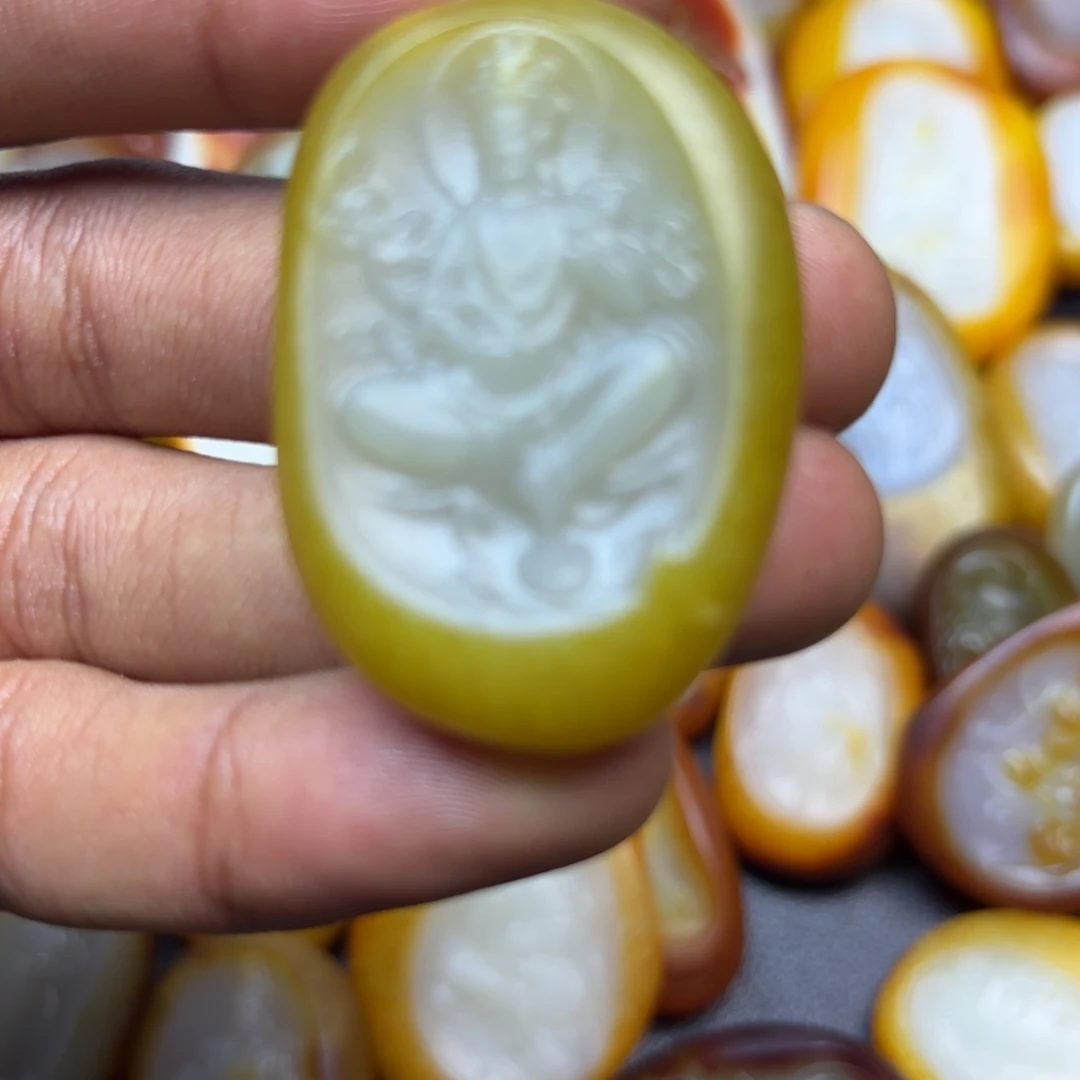 和田玉颈饰未镶嵌雨*悠