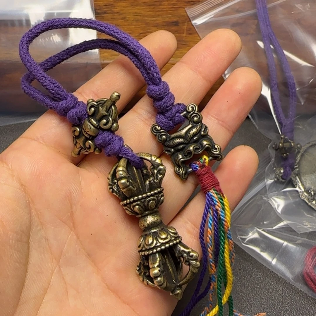 涛***哥泥塑藏传牌子…………