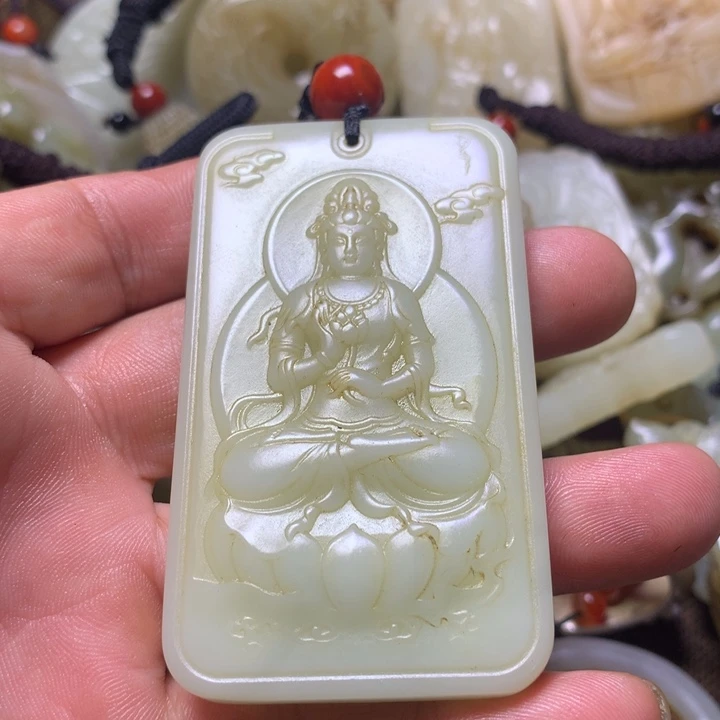 未镶嵌和田玉挂件朱*云