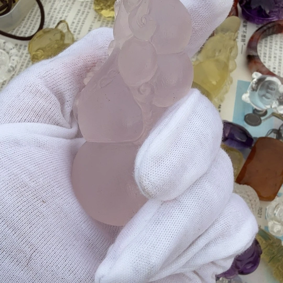 云***9水晶车挂未镶嵌水晶