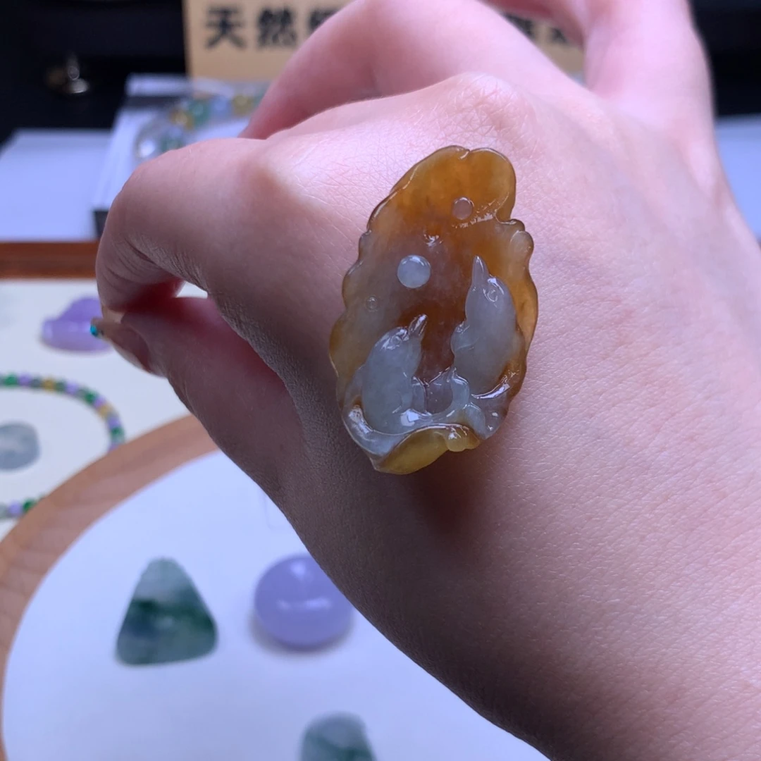 定制翡翠未镶嵌海豚