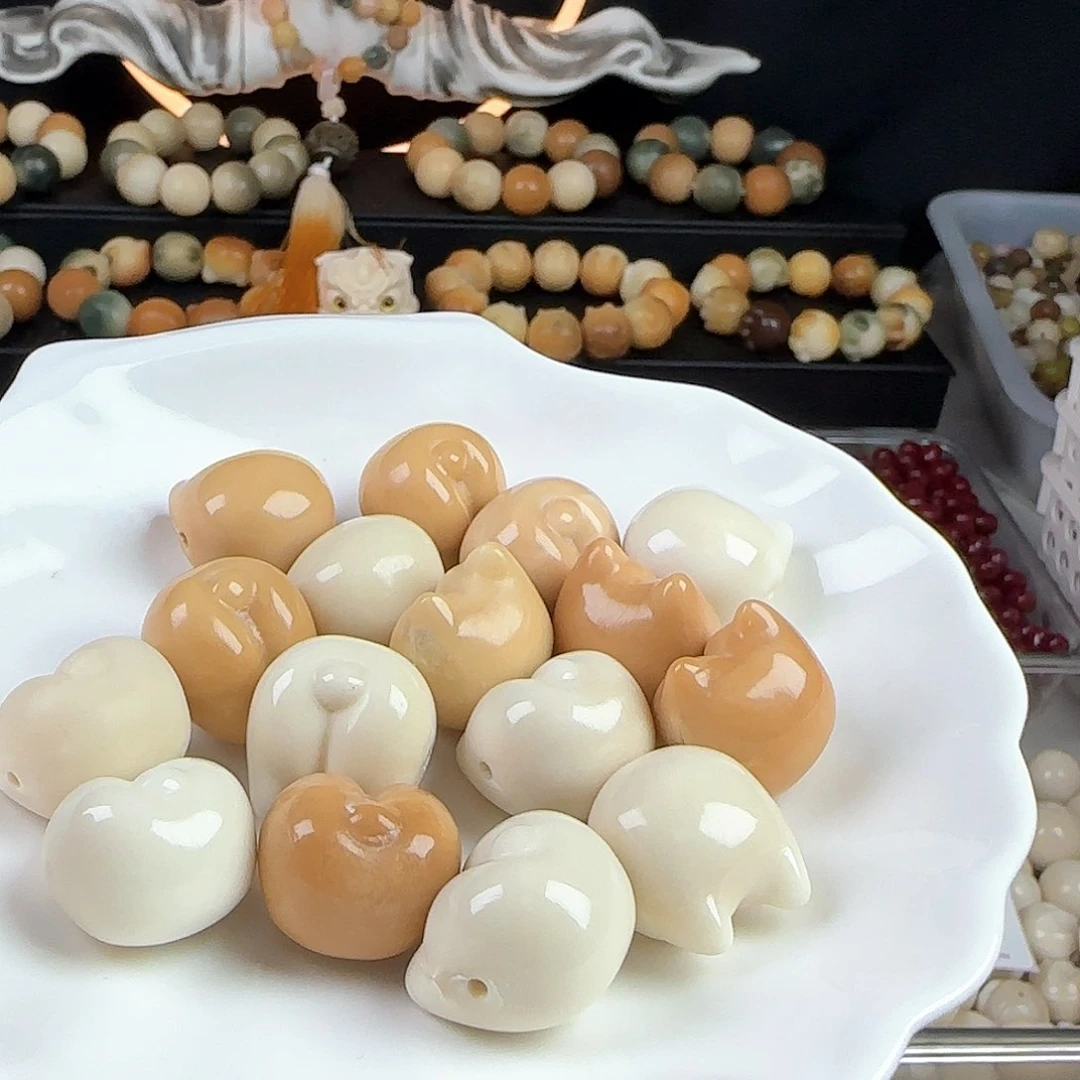 菩提根/象牙果吊坠瑕疵科基屁股2颗有裂