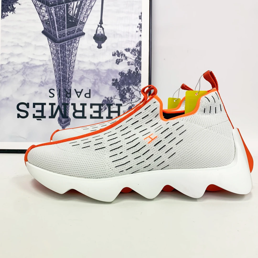 全新未使用 Hermes/爱马仕 爱马仕Eclair系列灰面橙线条袜子鞋