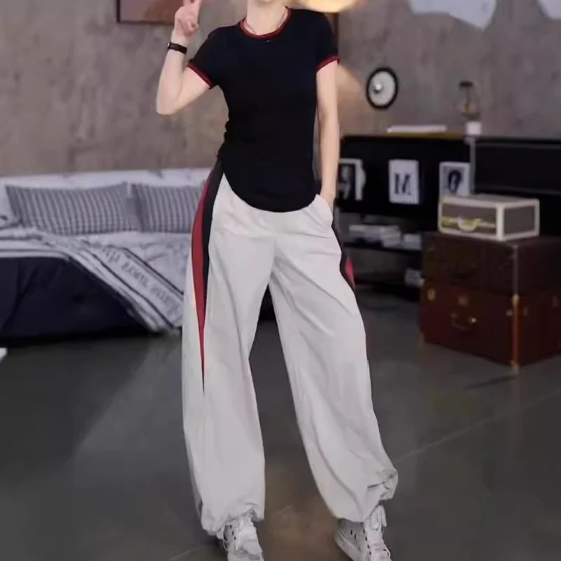 大爱美依缘2025夏季新款圆领拼色修身T恤休闲宽松束脚裤女潮