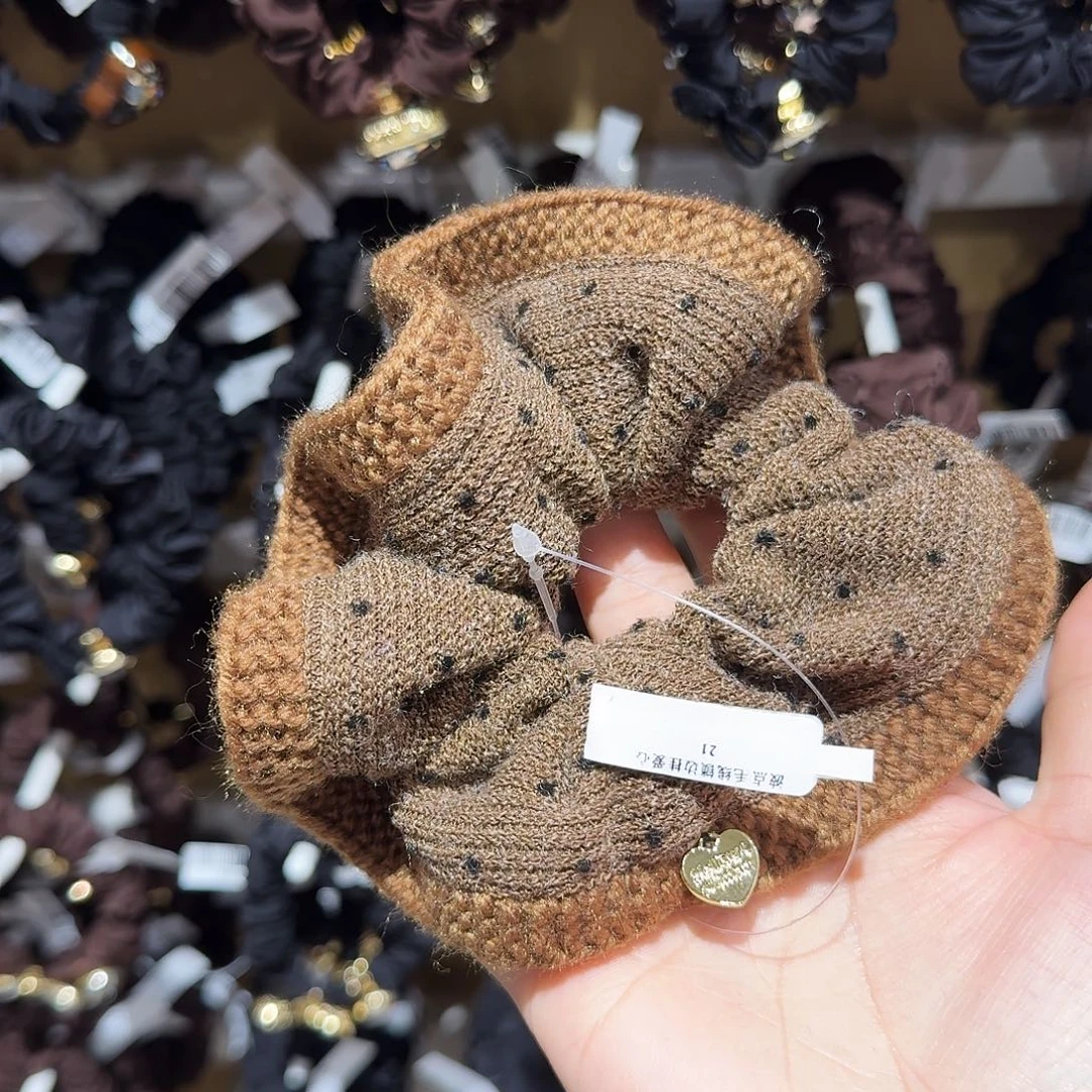 布艺非金属咖色波点小肠