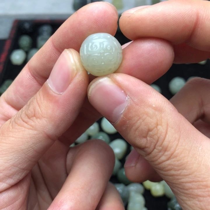 【闪购商品】和田玉颈饰未镶嵌三**者