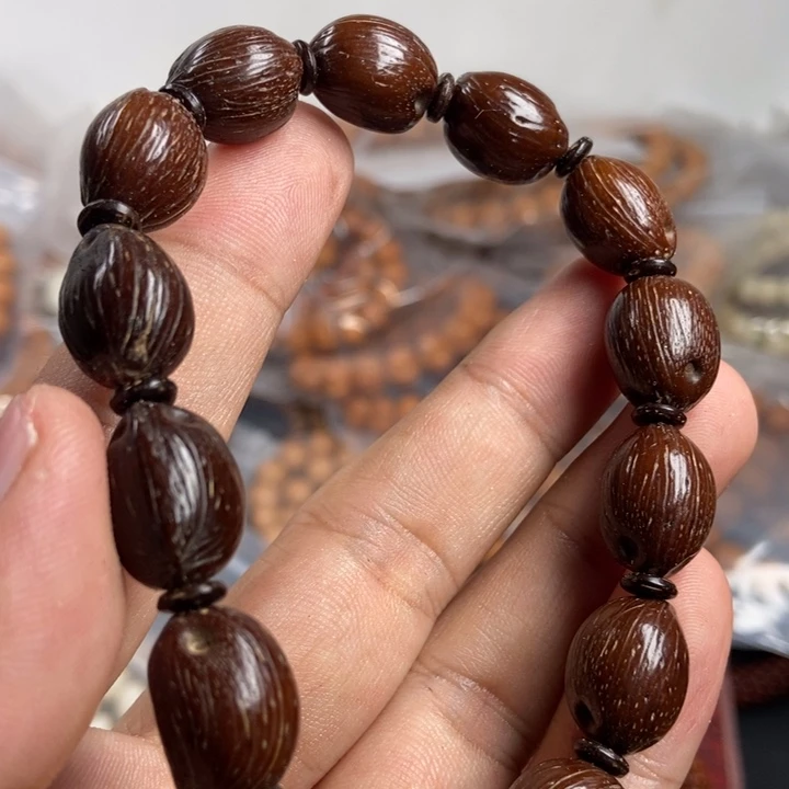 猴头核桃吊坠往***￥在于在社会