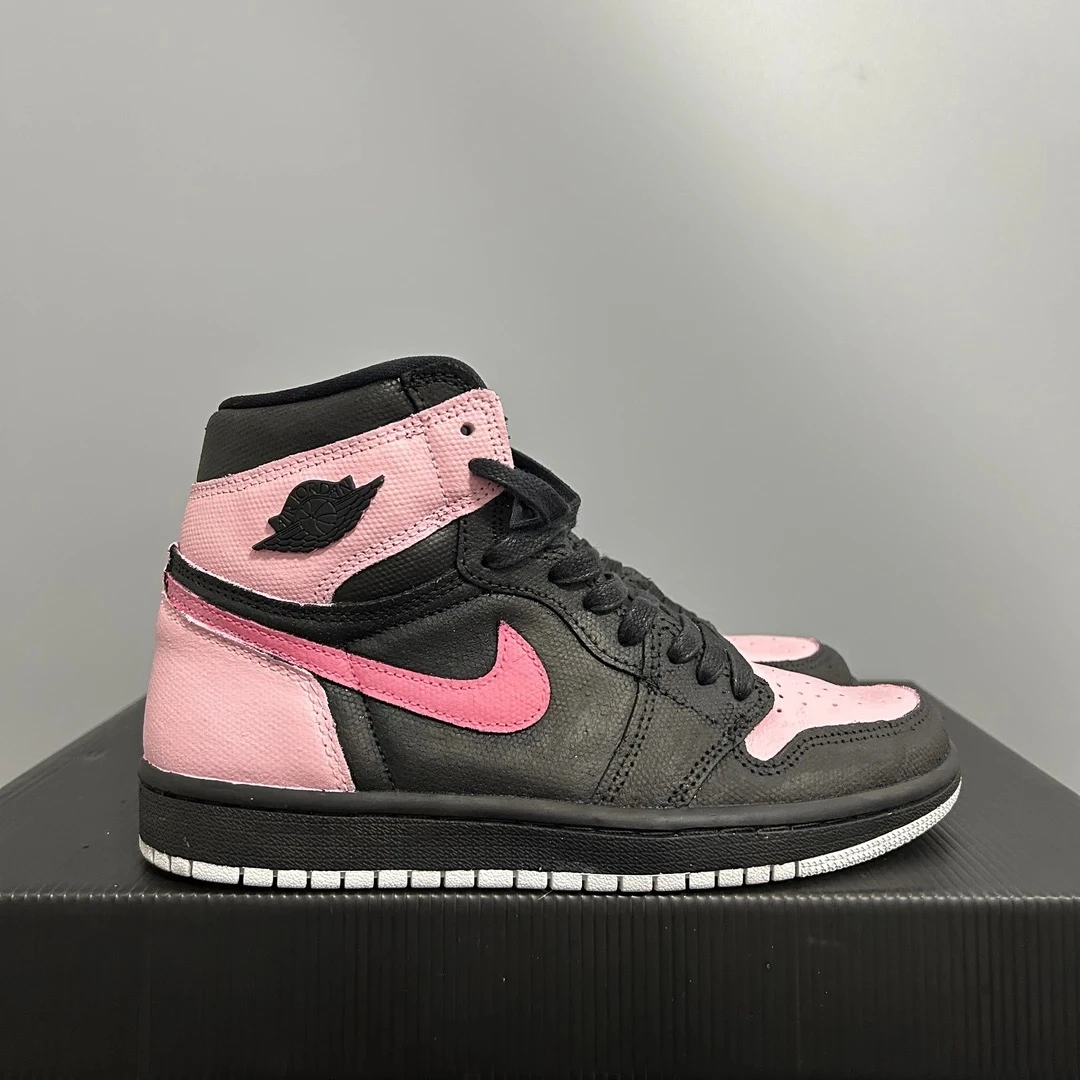 AJ1黑粉/39码/99新/CU6690-006篮球鞋