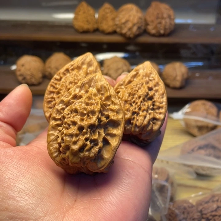 而***、核桃管帽佛肚38.38.49