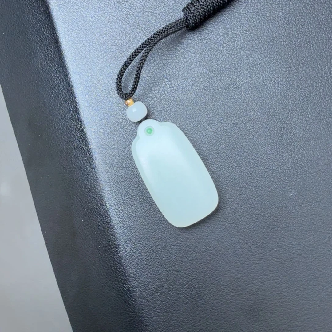 和田玉颈饰未镶嵌小*