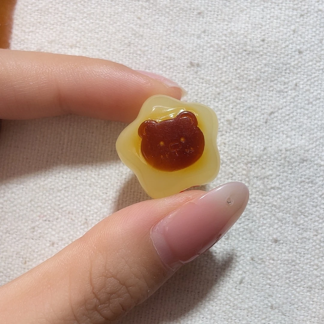 琥珀未镶嵌裸石小熊星星