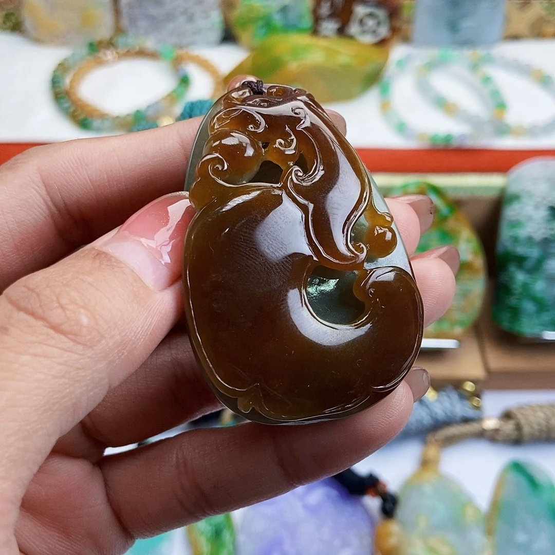 翡翠未镶嵌颈饰天然翡翠Ａ货