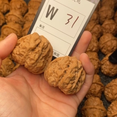 吊坠桃核我是第一百40