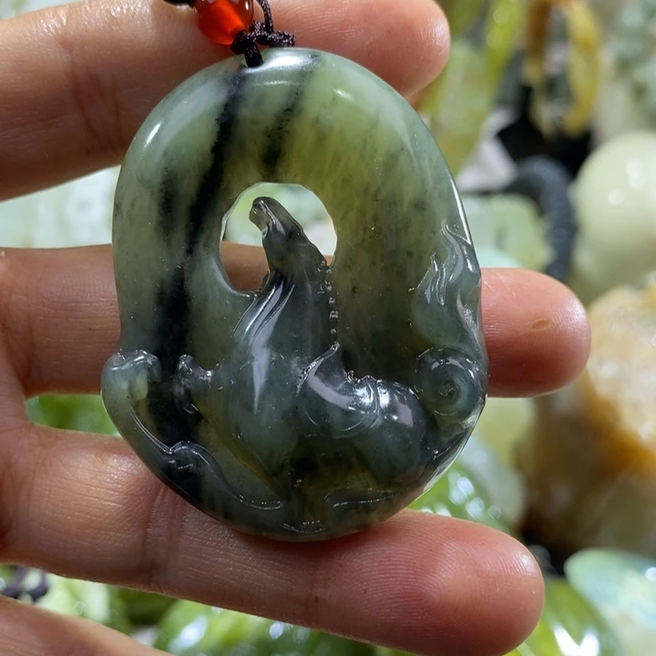 岫玉未镶嵌岫玉吊坠