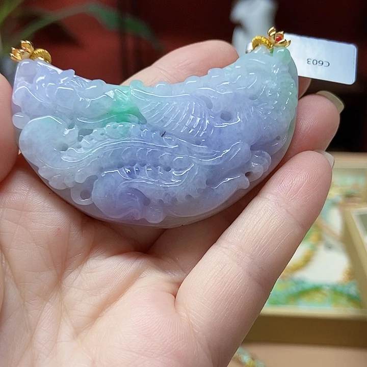 翡翠未镶嵌颈饰吊坠