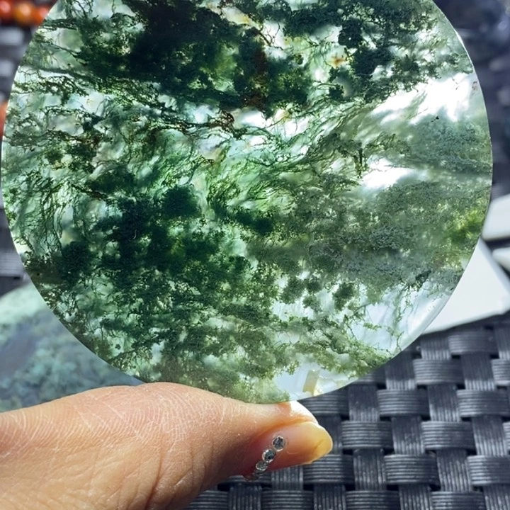 玛瑙/玉髓颈饰未镶嵌万***云