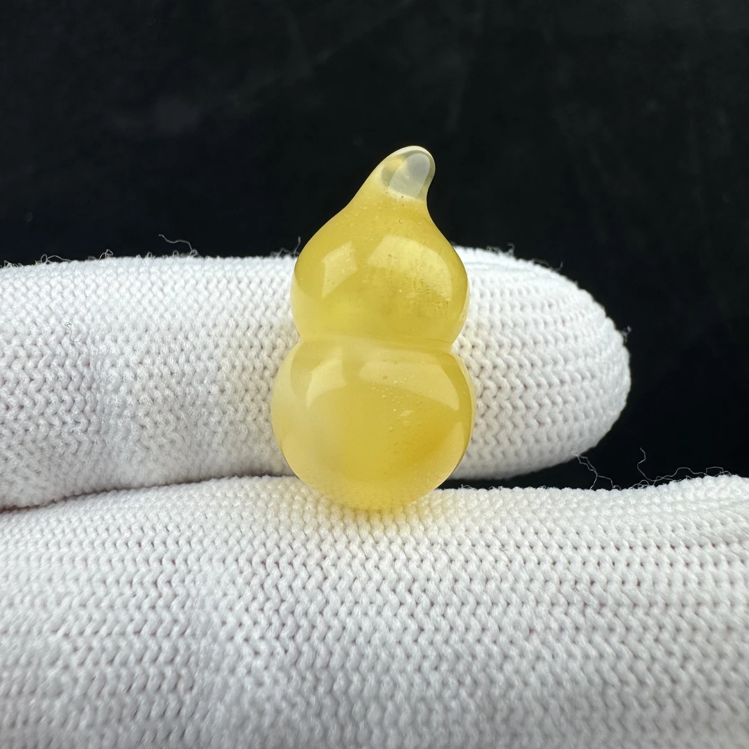 Y5472天然原矿蜜蜡 葫芦13*23.8mm支持复检假一罚十