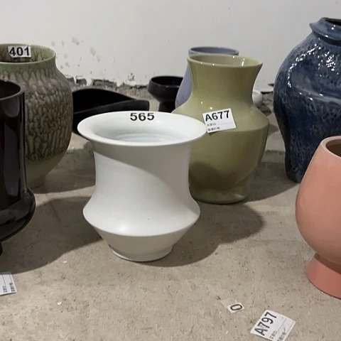 陶瓷一*哇塞小珑福利花瓶565