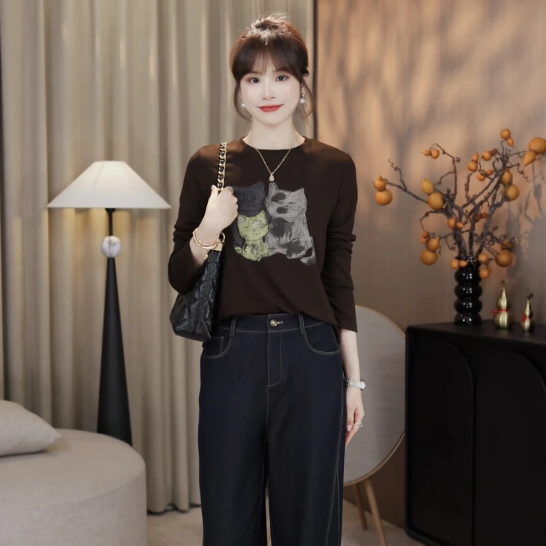 LMENY“开心喵”人手闭入~巨软糯!实穿洋气印花圆领长袖T25CT013