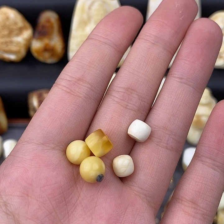 琥珀未镶嵌裸石特价套装